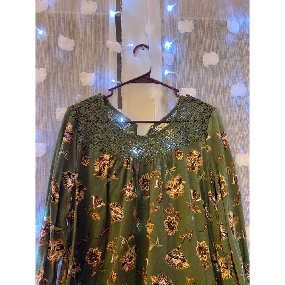 Long Sleeve Blouse - Picture 3 of 3